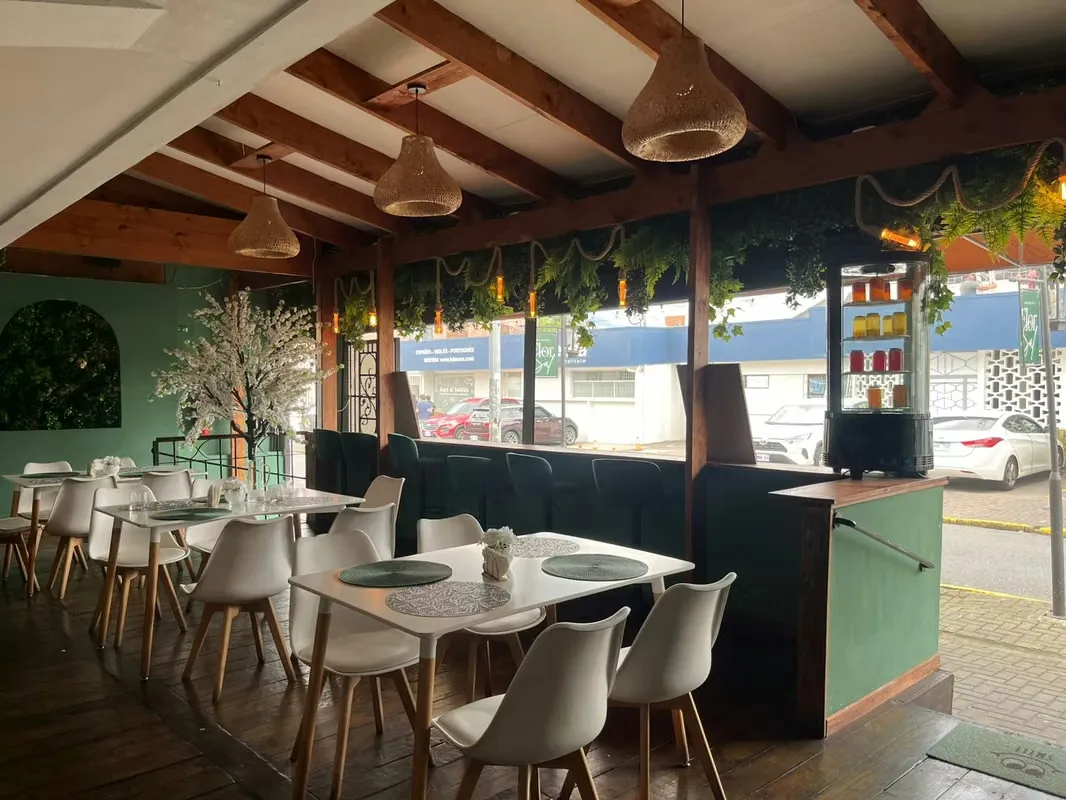 Restaurant for sale in San Jose. Investment property.