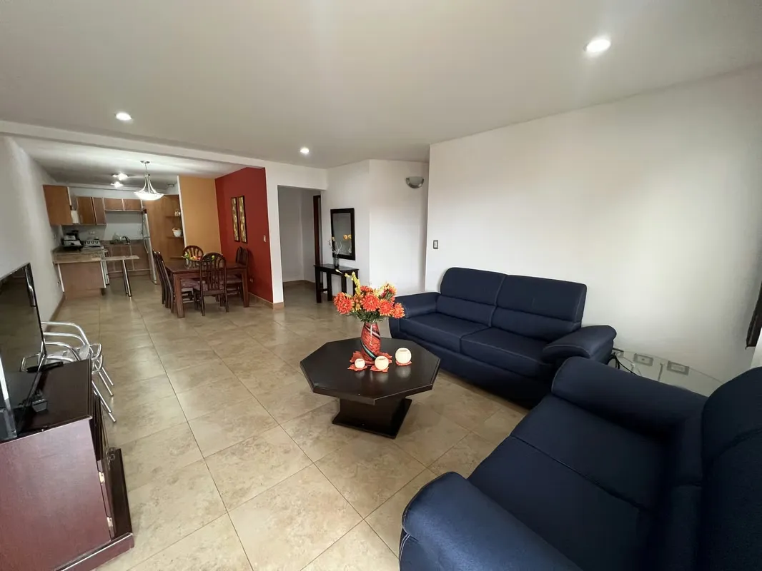 OPORTUNIDAD !! APTO SEMI AMOBLADO - GUACHIPELIN NORTE