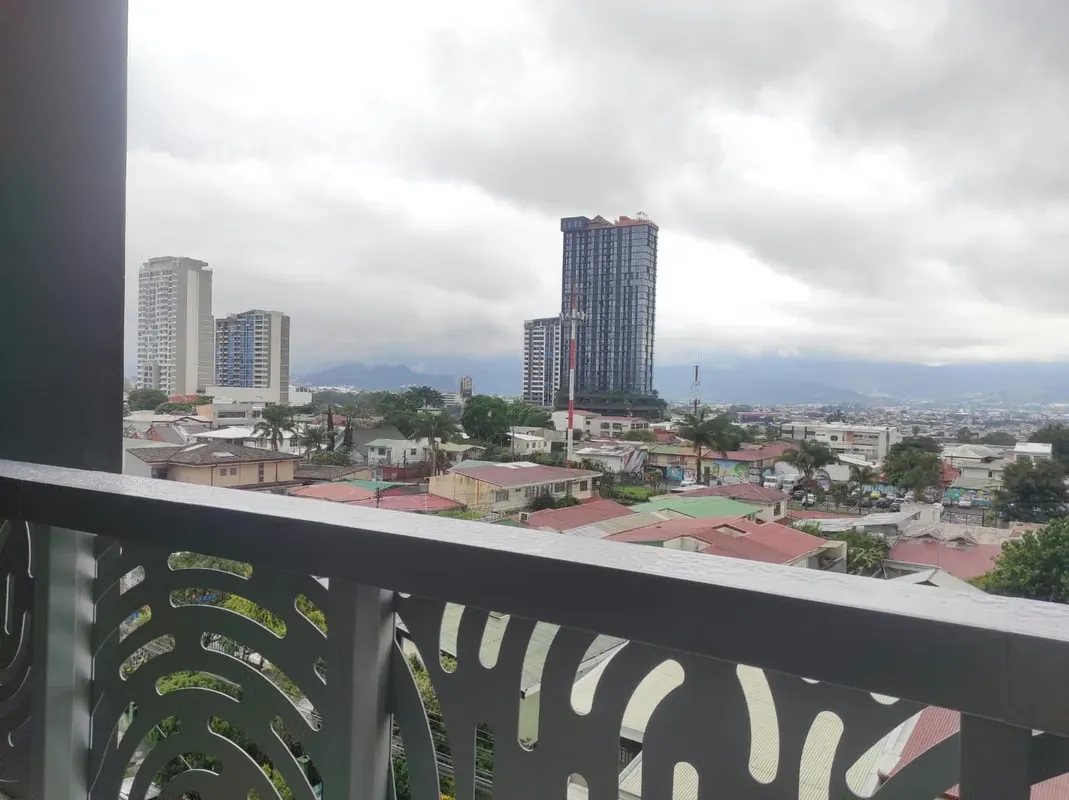 TOWER TO BE - 124; STUDY - 124; CLIMBING - SAN JOSÉ - 124; WHITE LINE