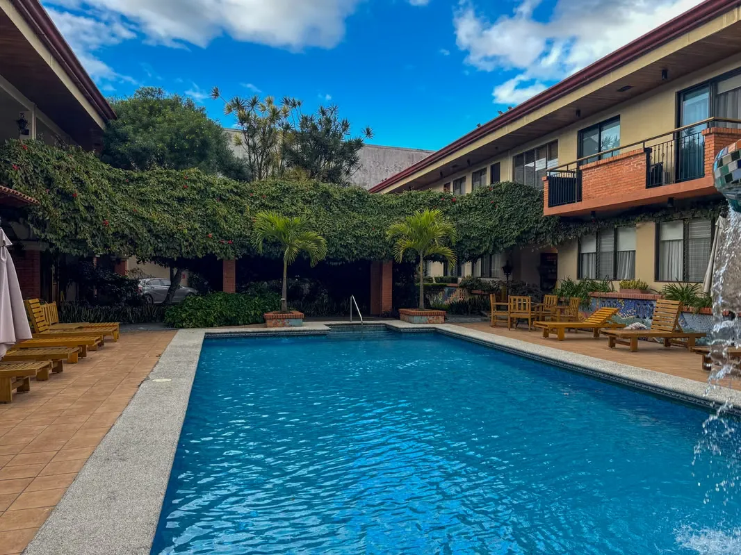 Rent Apartment-Studio in Sabana Furnished in Condominium with Pool