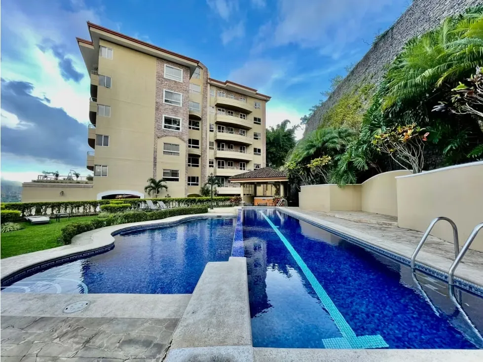 Amplio apartamento en Bello Horizonte con terraza