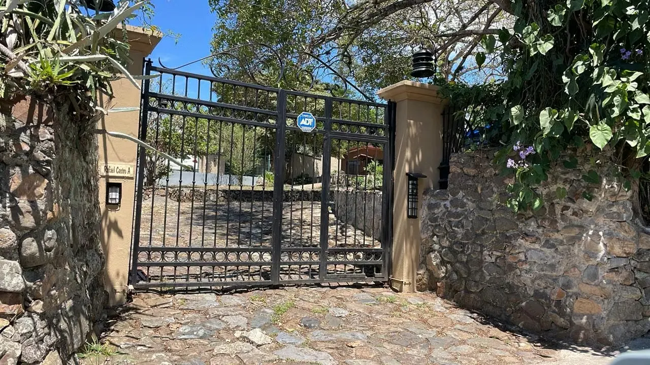Apartamento en pequeño condominio