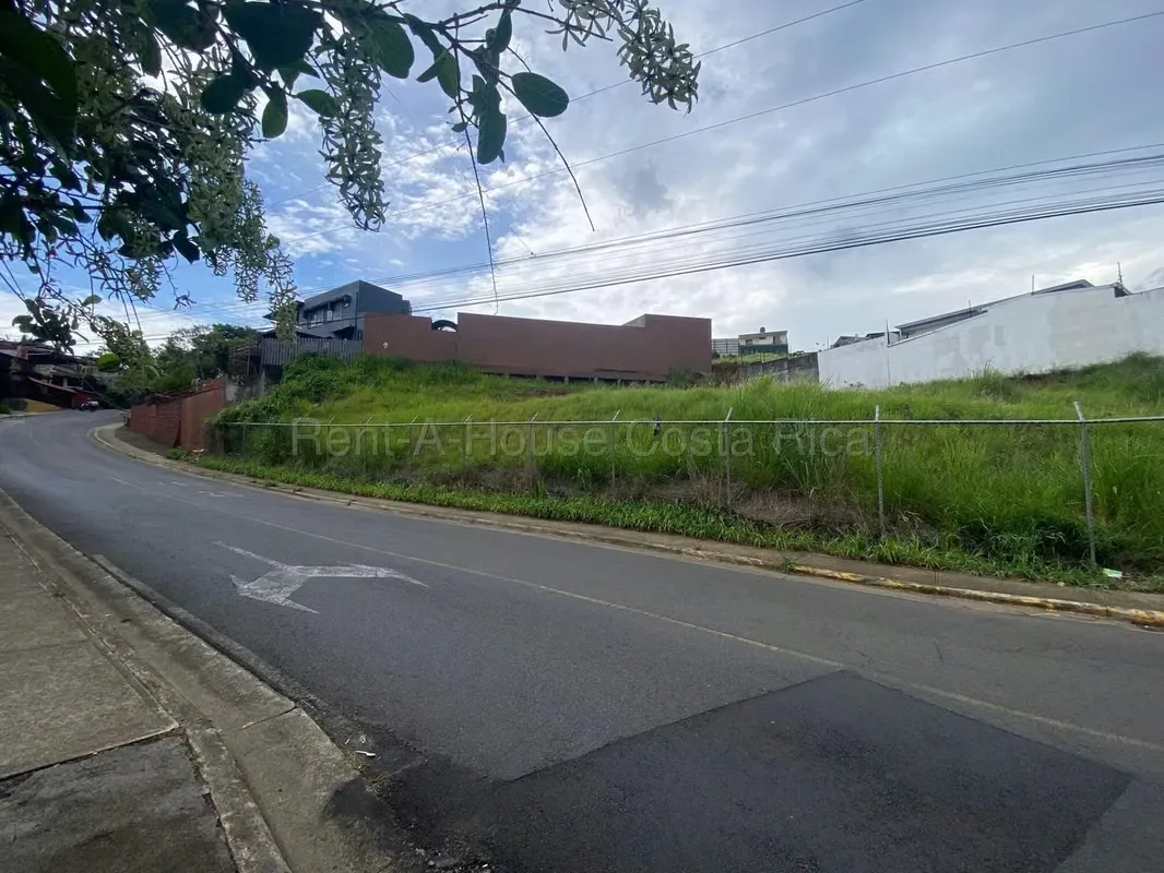 Oportunidad! Lote Esquinero en La Ceiba de Alajuela