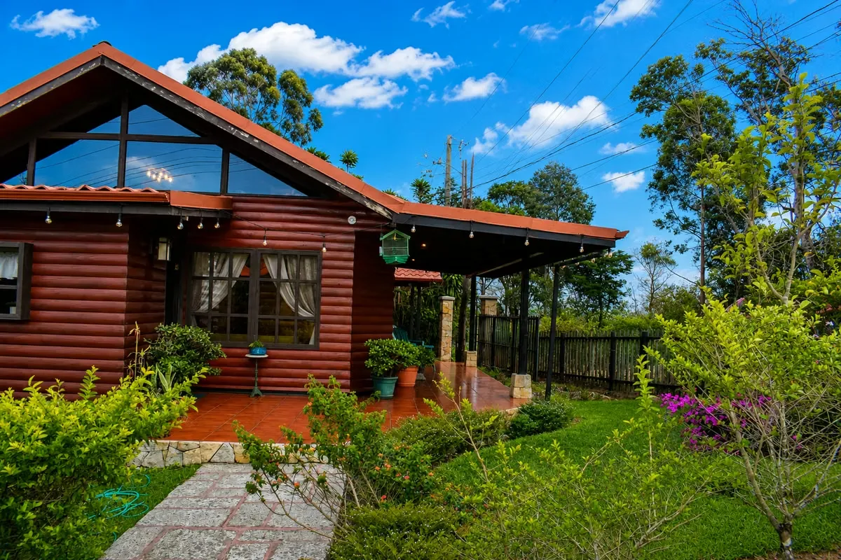 Cabaña Amueblada en Venta – San Marcos de Tarrazú, Costa Rica