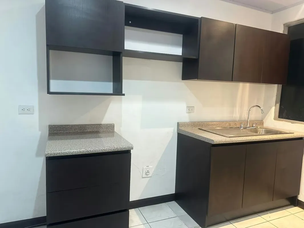 Alquiler de casa en Rohrmoser - uso suelo mixto