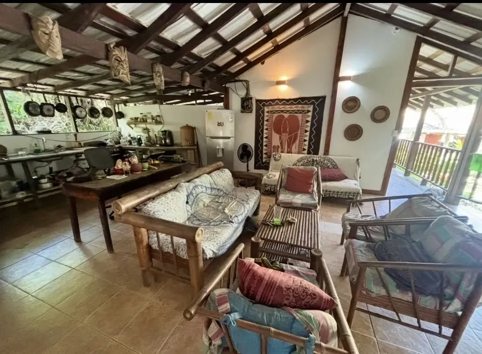 Se alquila Villa amueblada en Manzanillo.