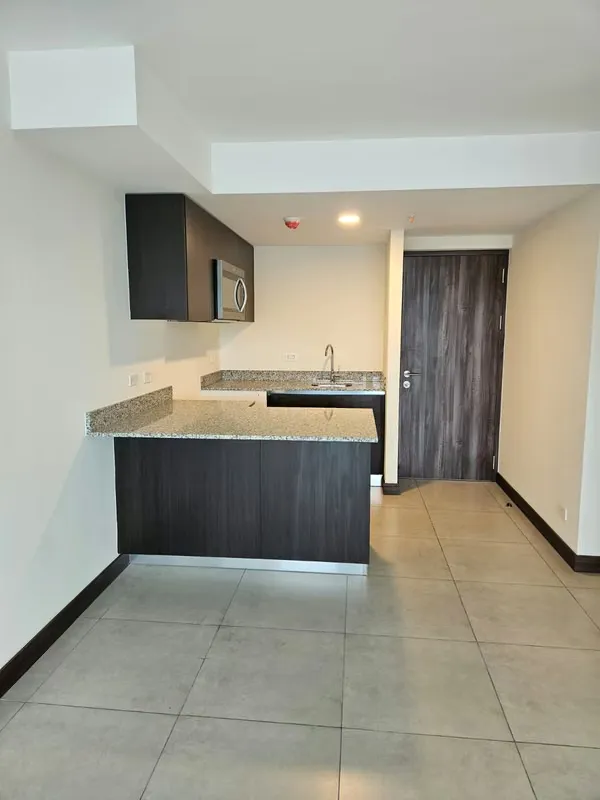 Apartment for Sale! Opportunity in Torre Los Yoses!