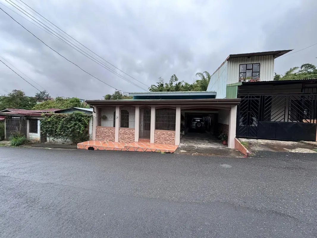 House for Sale in San Pablo, Heredia – Spacious, Remodeled & Prime Location