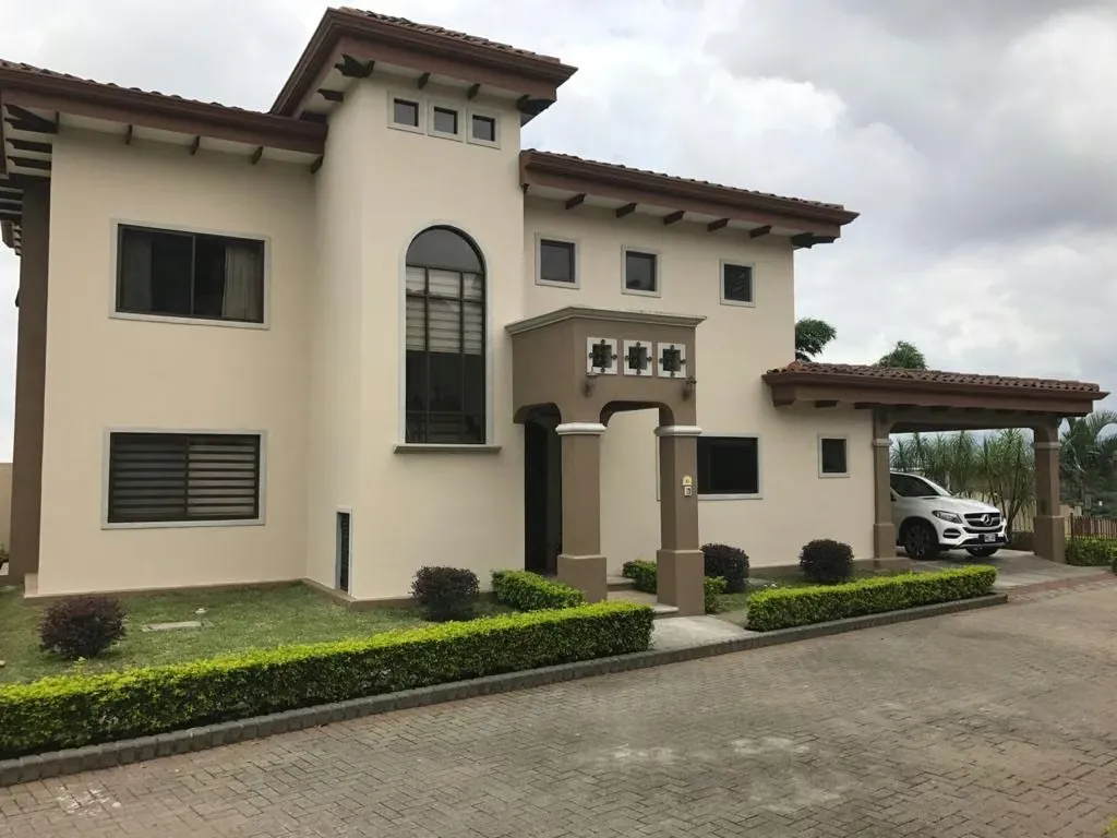 Broad House in Condominium in La Ribera de Bethlehem