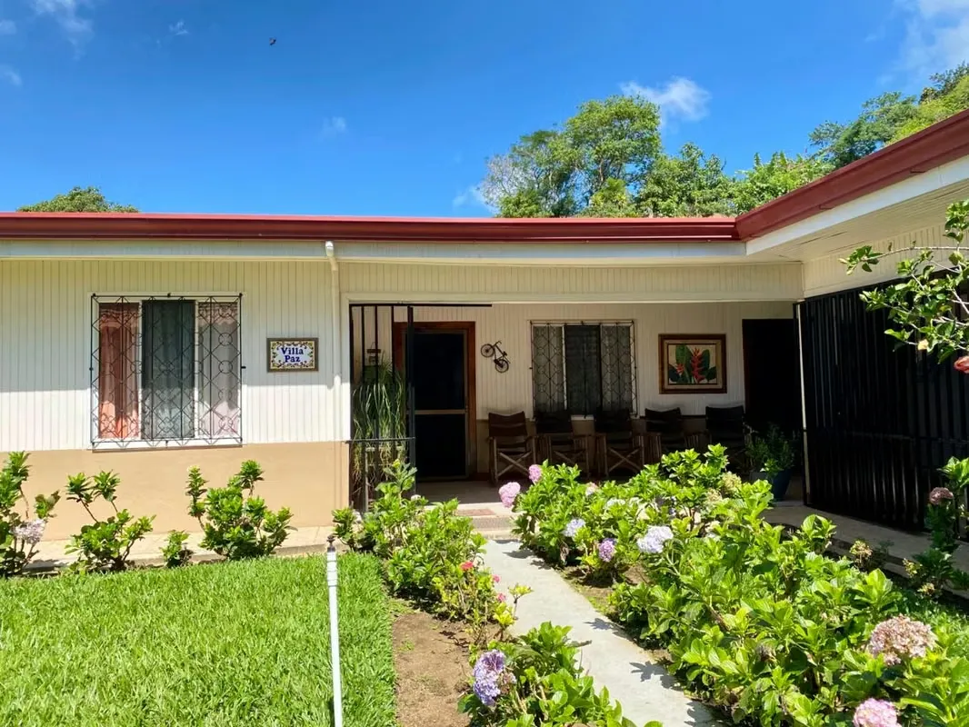 Renovated Home for Sale – Altos de Naranjo, Atenas