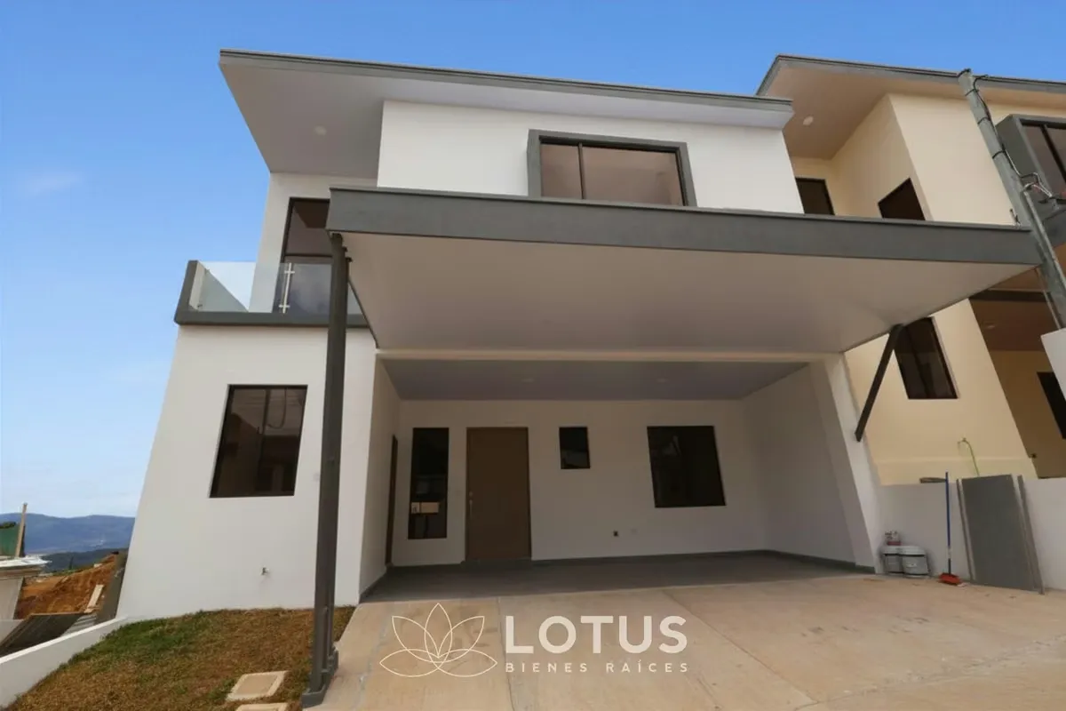 Casa en venta para estrenar en Condominio Acqua, CÓDIGO AJ029
