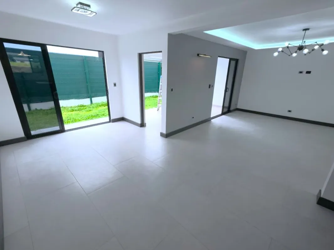 CASA NUEVA DE LUJO EN MORAVIA