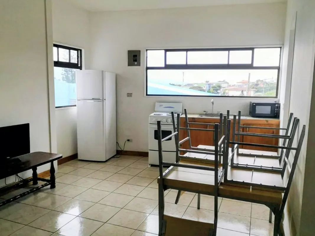 BUILDING FOR SALE, IN SAN PEDRO MONTES DE OCA. 34-92
