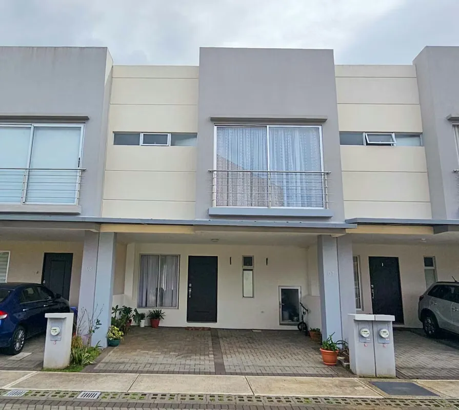 Two-Story Home for Sale in Korú Condominium