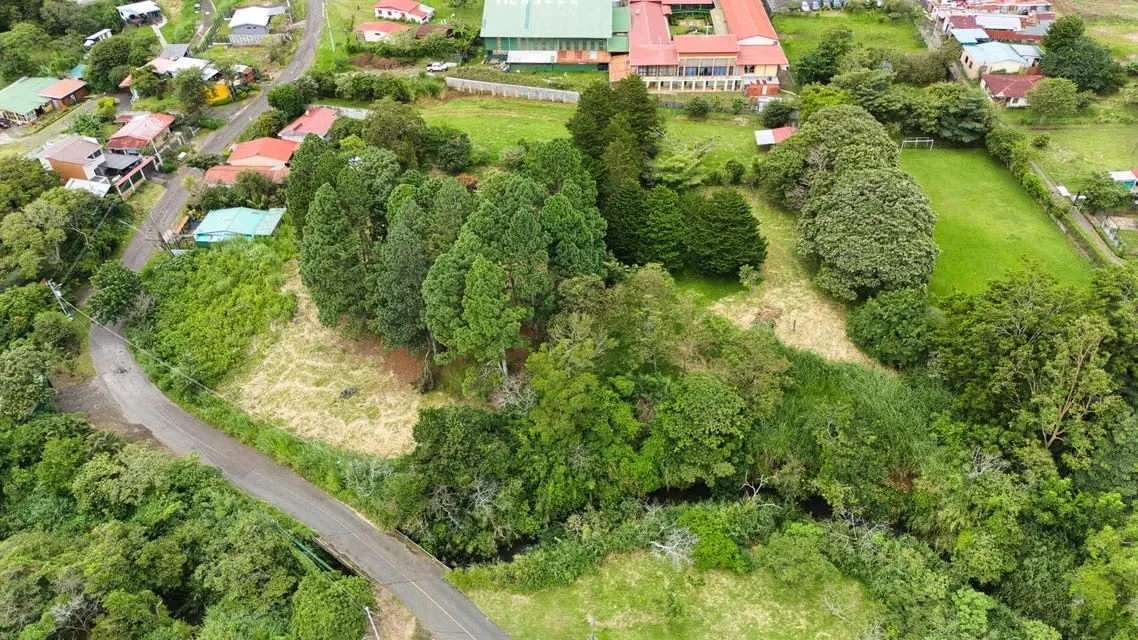 VENTA DE TERRENO EN HEREDIA, SAN ISIDRO, HEREDIA - DESARROLLO