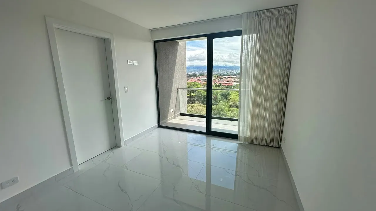 Apartamento Moderno con Aire Acondicionado y Parqueo