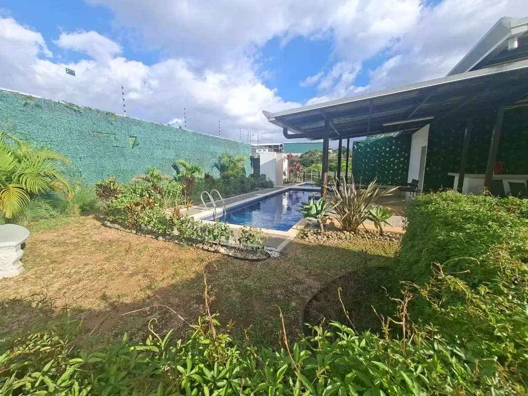 ALQUILER DE CASA EN SAN PABLO DE HEREDIA