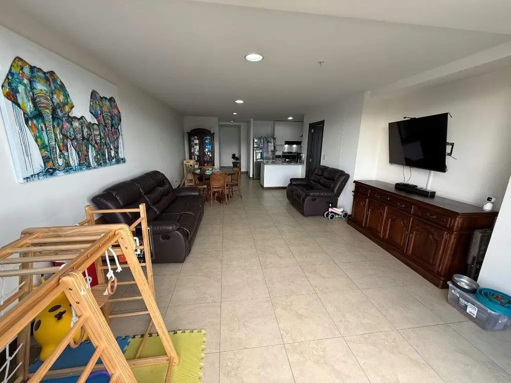 Apartamento en Venta – Torres de Paseo Colón