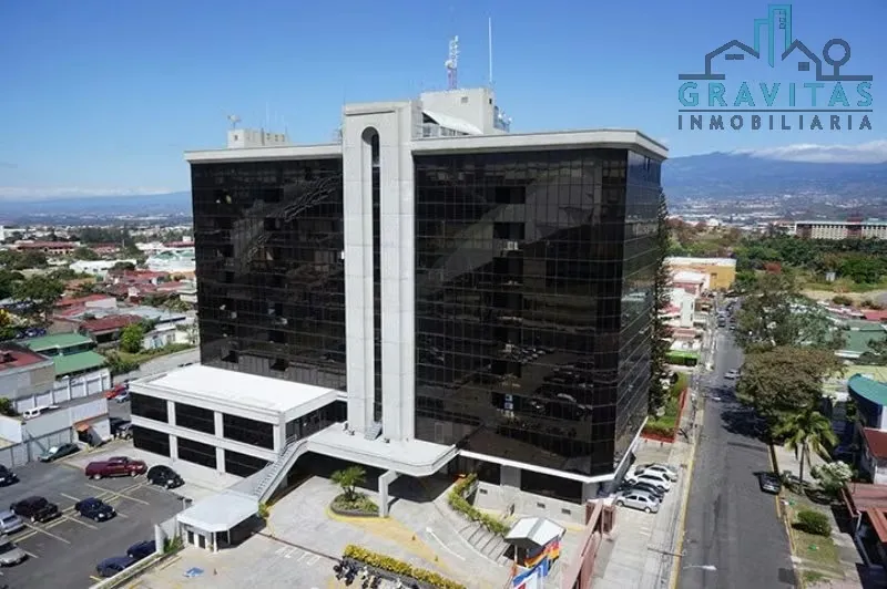 Offices in Torre La Sabana, located in Sabana Norte, 400 meters west of ICE.