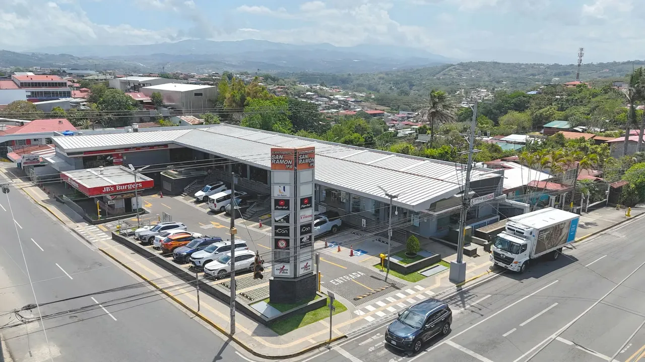 IPB Plaza Comercial San Ramon local # 7