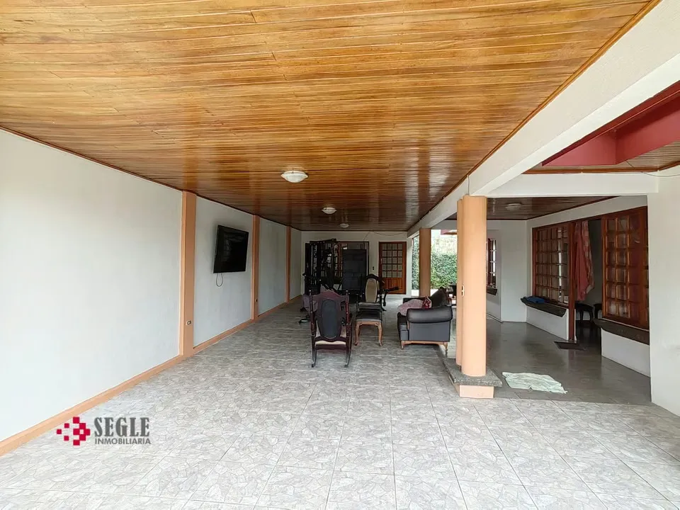 Casa de una planta con uso mixto, Santa Barbara de Heredia.
