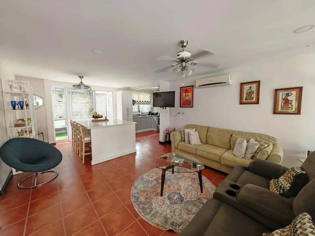 VENTA DE CASA ESQUINERA EN HACIENDA COLON, CIUDAD COLON