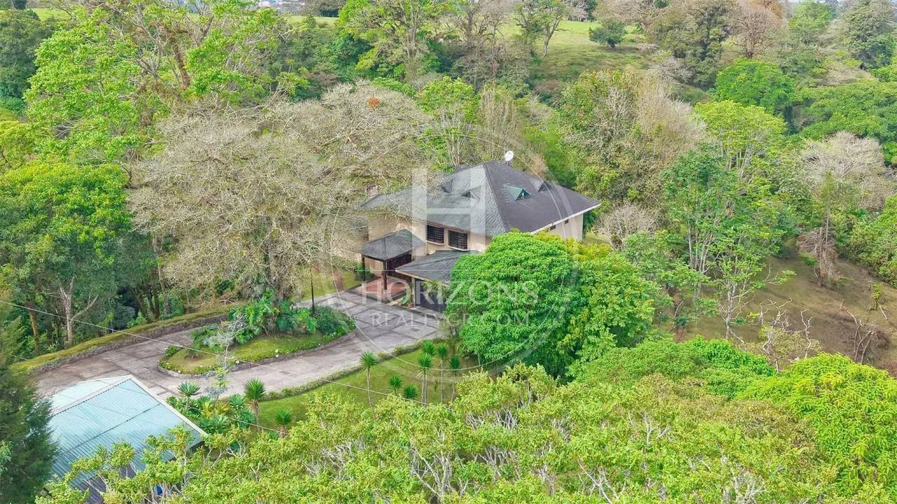 Casa de Lujo en Venta en Mata de Plátano Goicoechea con 9,258 m² de NOJ1274JP