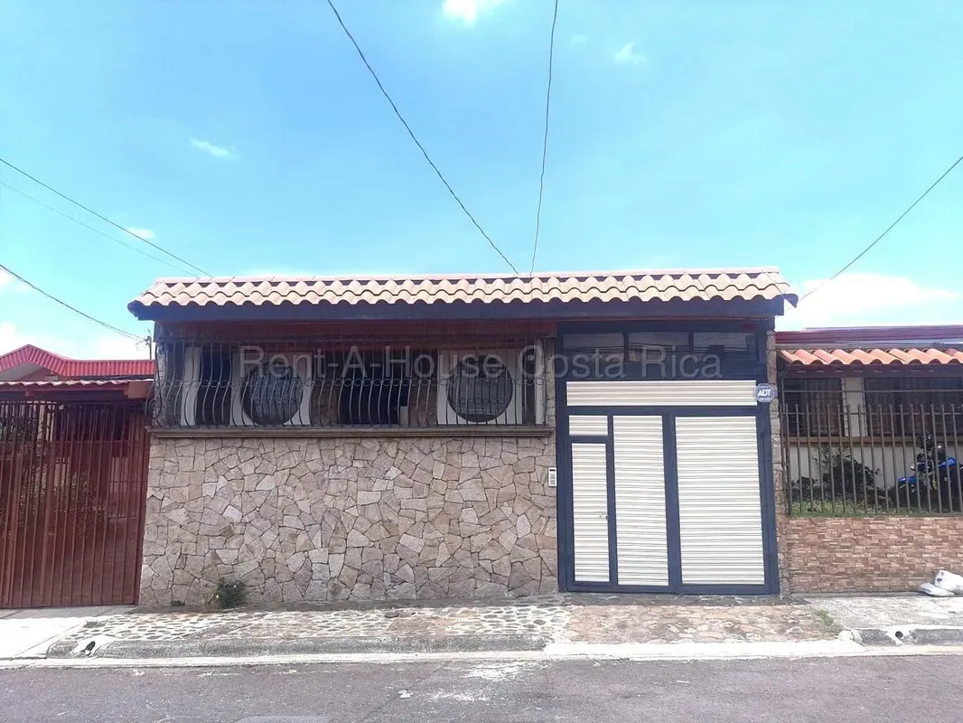 Venta casa 1 nivel con terraza, chimenea y cochera #26-1793 GS